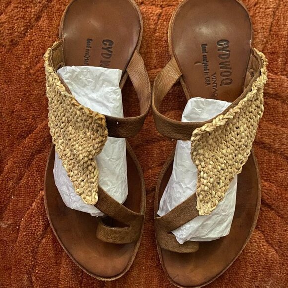 Cydwoq Leather/Suede Sandal Unique Boho - Picture 2 of 7